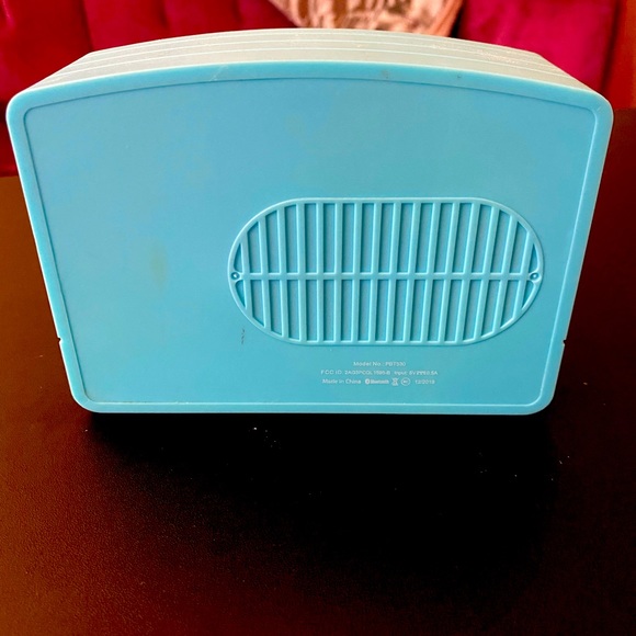 Bluetooth speaker - Picture 2 of 2